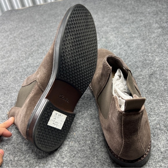 Clarks Boot US Size 8.5 - Picture 10 of 12